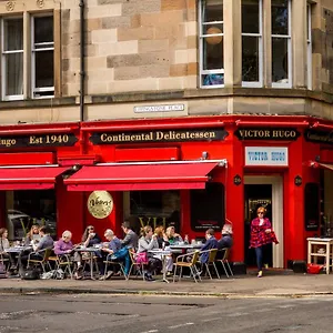 Apartment The Address - Classic Marchmont Charm