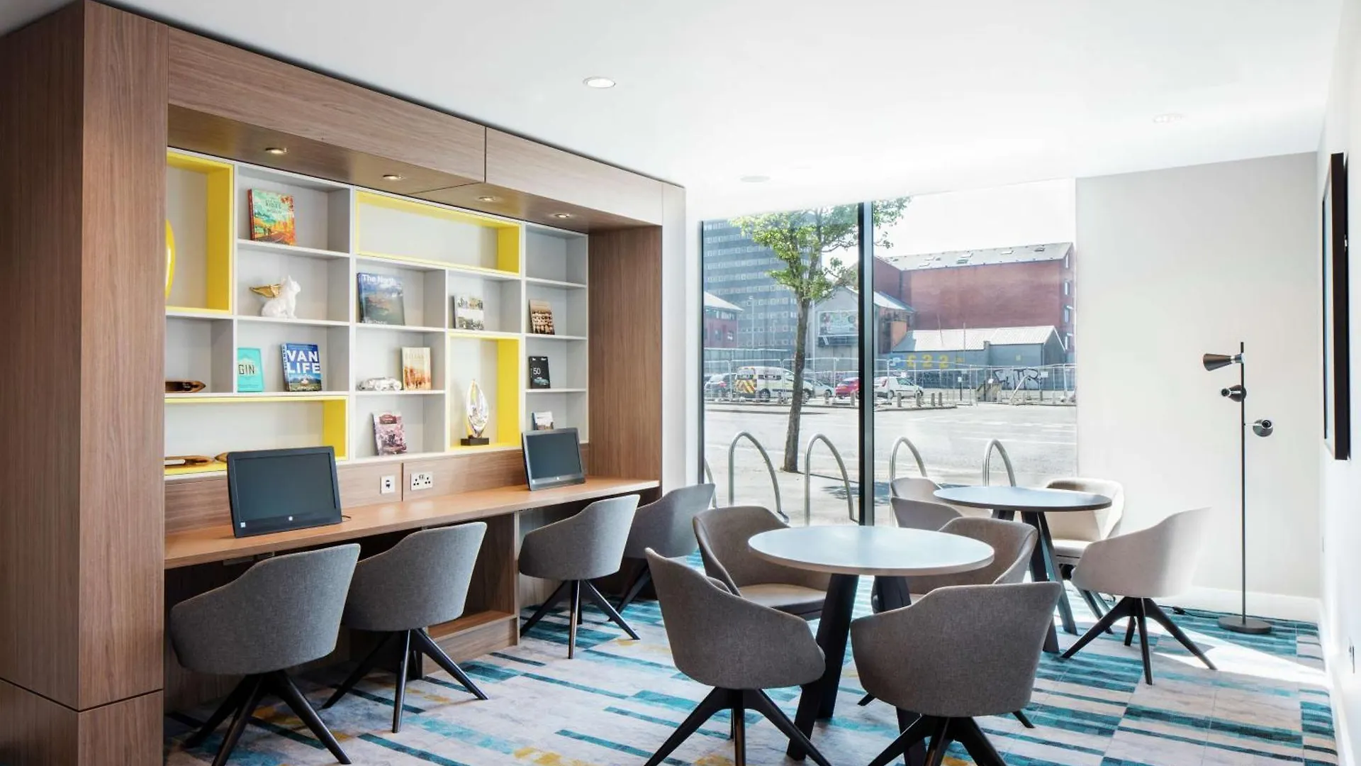 Hotel Hampton By Hilton Belfast City Centre